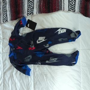 Brand New w/ tags Nike 6mo footie onesie